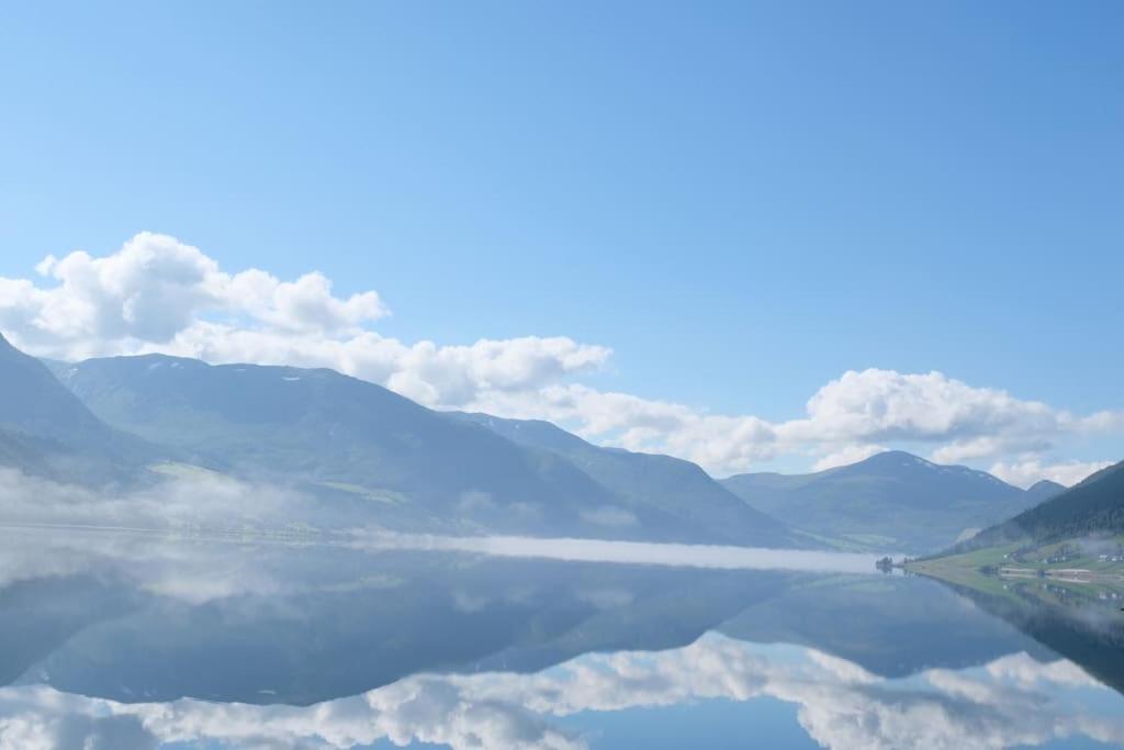 Apartment With Lake View In Jolster Årdal Εξωτερικό φωτογραφία