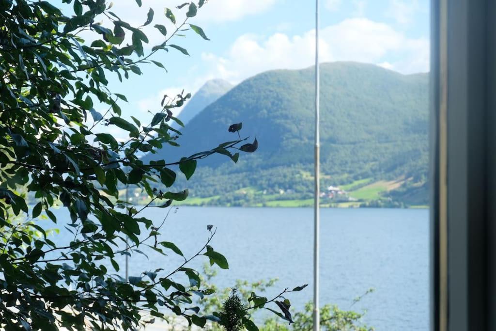 Apartment With Lake View In Jolster Årdal Εξωτερικό φωτογραφία